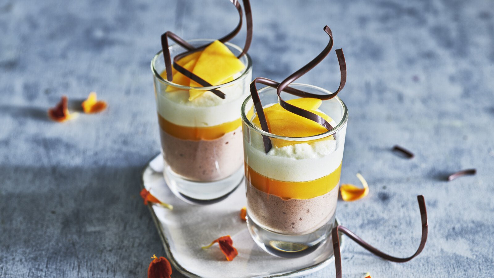 Chocolademousse Mango Oranjebloesem Vanillemousse