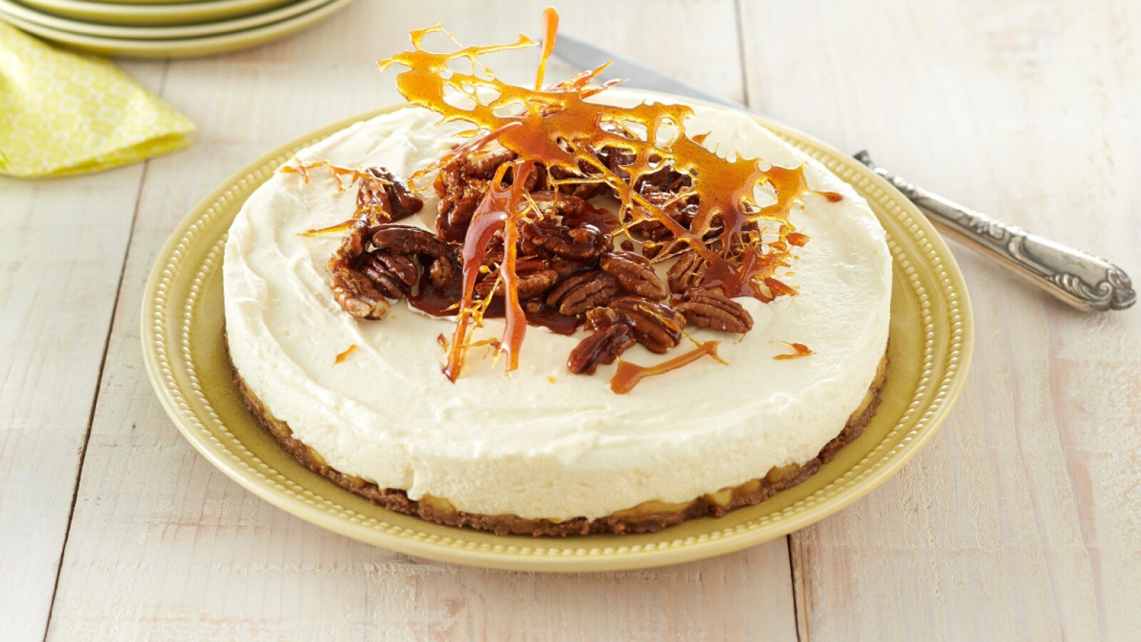 Monchoutaart met kaneelappeltjes en rum rozijnen.jpg